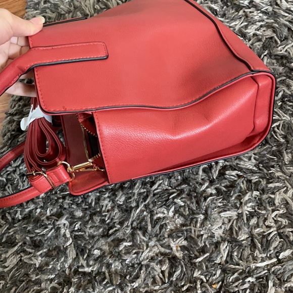 Handbag - Picture 5 of 5